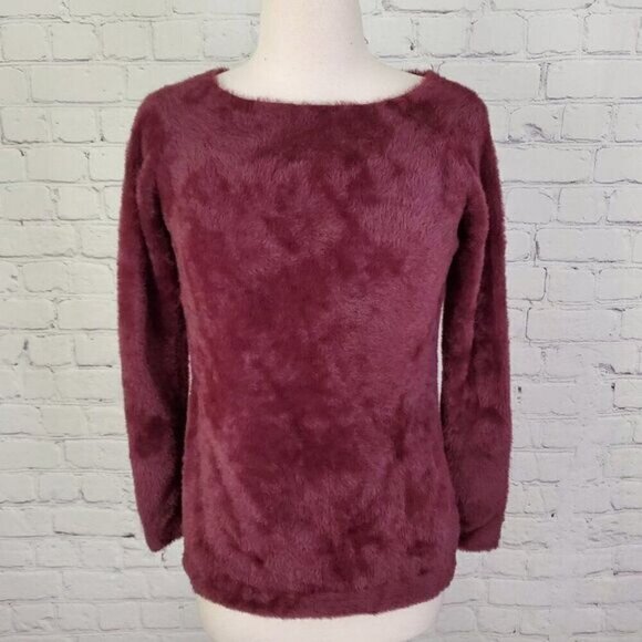 LOVE TOKEN Fuzzy Off Shoulders Sweater Burgundy M NEW - Picture 4 of 8